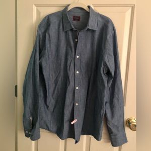Barely worn denim look UnTuckit
